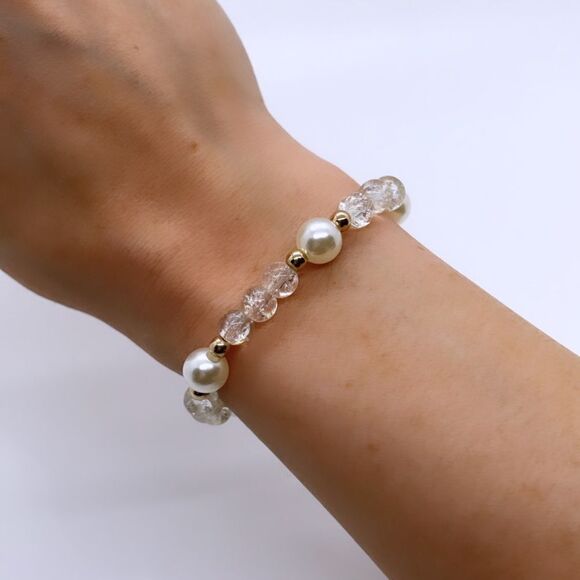 NWT Wool + Pepper Co. Clear Glass Bracelet - Picture 5 of 6